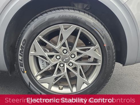 Used 2025 Genesis GV70 2.5T image 15