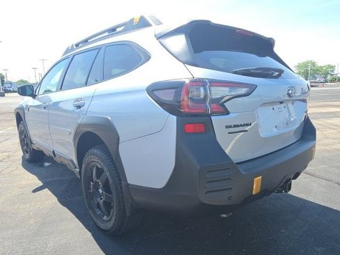 Certified 2025 Subaru Outback Wilderness AWD/4WD image 9