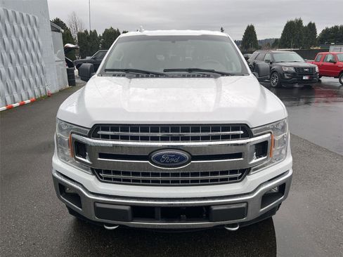 Used 2018 Ford F150 XLT w/ Equipment Group 302A Luxury image 3