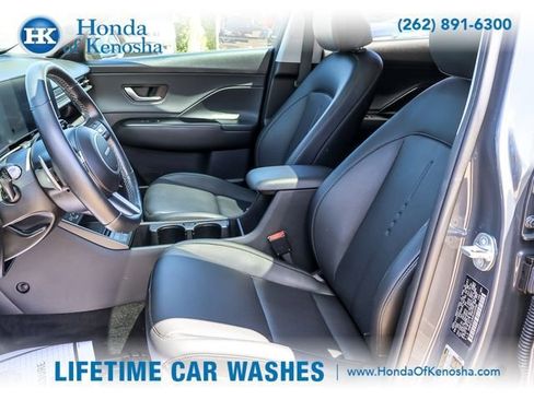 Used 2024 Hyundai Kona Limited AWD/4WD image 9