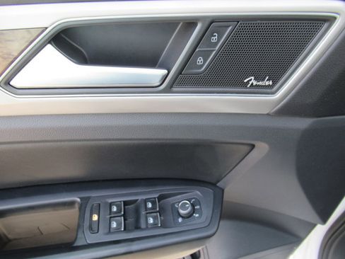 Used 2019 Volkswagen Atlas SEL Premium image 23