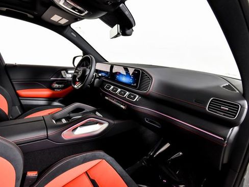 New 2026 Mercedes-Benz GLE 53 AMG 4MATIC image 41