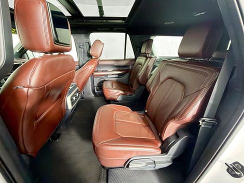 Used 2023 Ford Expedition Max Limited image 26