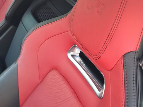 Used 2020 Jaguar F-TYPE R AWD/4WD image 13