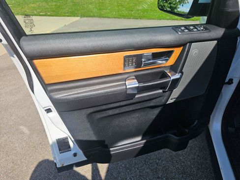 Used 2013 Land Rover LR4 HSE LUX AWD/4WD image 27
