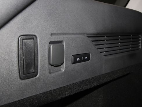 New 2026 Lincoln Nautilus Premier w/ Jet Appearance Package image 43