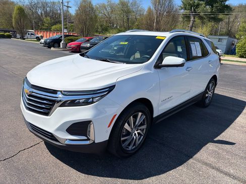 Used 2024 Chevrolet Equinox Premier image 9