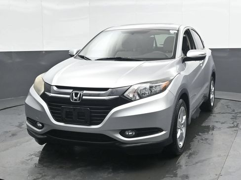 Used 2016 Honda HR-V EX image 7