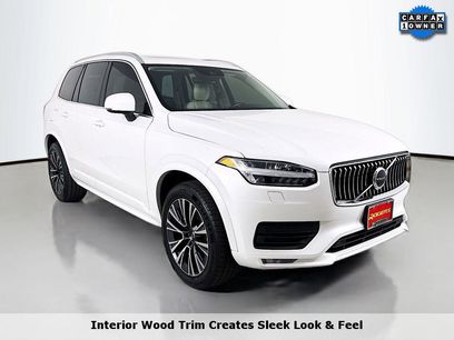 Used 2022 Volvo XC90 T6 Momentum w/ Climate Package