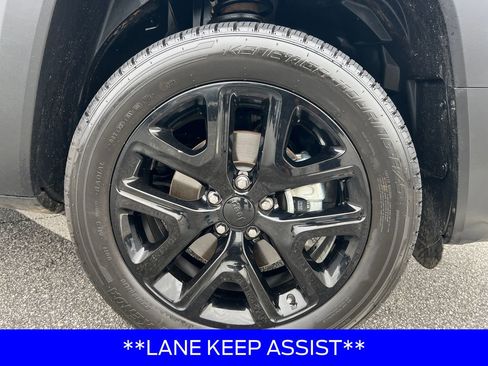 Used 2022 Jeep Renegade Altitude image 12