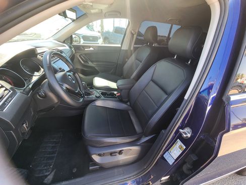 Used 2021 Volkswagen Tiguan SE AWD/4WD image 13