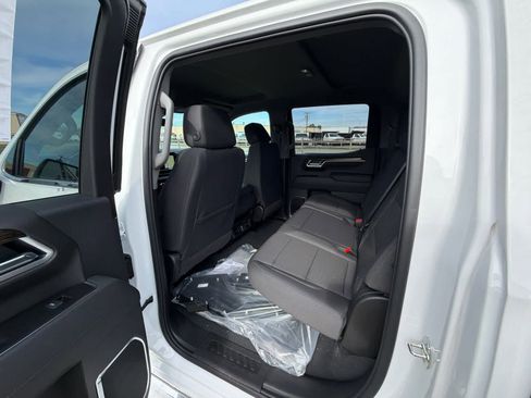 New 2026 GMC Sierra 1500 SLE w/ Preferred Package AWD/4WD image 20