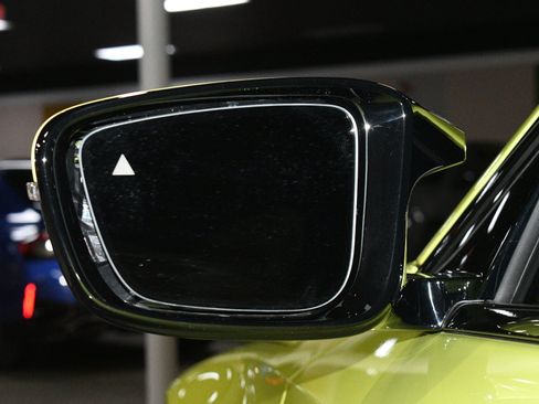 Used 2025 BMW M2 w/ Lighting Package RWD image 63
