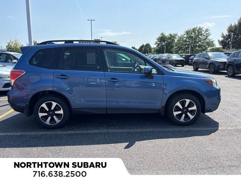 Used 2018 Subaru Forester 2.5i Premium w/ All-Weather Package AWD/4WD image 3