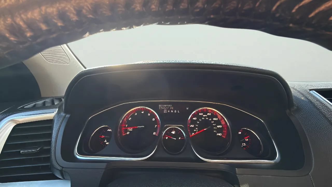 Used 2014 GMC Acadia SLT AWD/4WD image 13