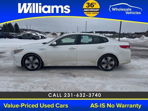 Used 2017 Kia Optima EX image 2