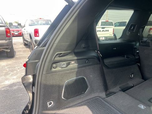 Used 2021 Jeep Grand Cherokee L Summit w/ Luxury Tech Group V image 10