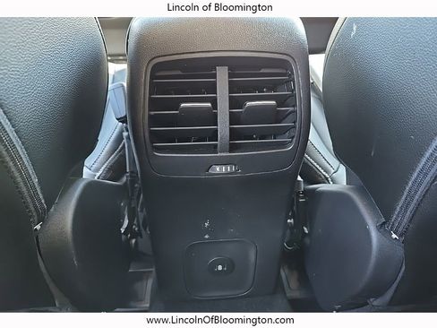 Used 2025 Ford Escape Platinum w/ Premium Technology Package image 42