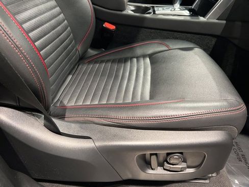 Used 2023 Land Rover Discovery Sport S R-Dynamic image 46