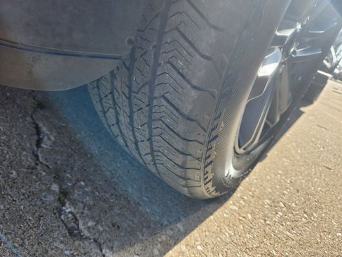 Used 2023 Ford F150 Lariat w/ Equipment Group 502A High image 28