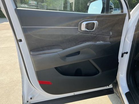 Used 2021 Kia Sorento S AWD/4WD image 23