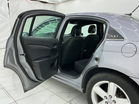 Used 2014 Chrysler 200 LX FWD image 11