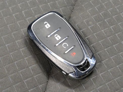 Used 2018 Buick Encore Preferred w/ Experience Buick Package image 32