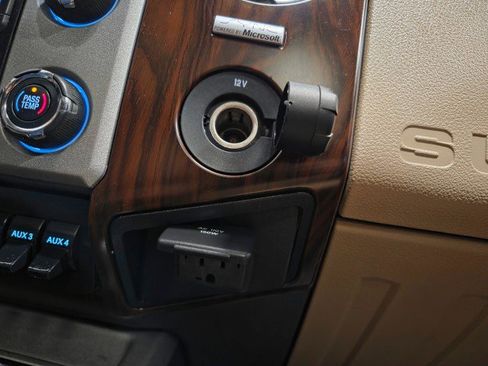 Used 2014 Ford F250 Lariat w/ Lariat Ultimate Package AWD/4WD image 55