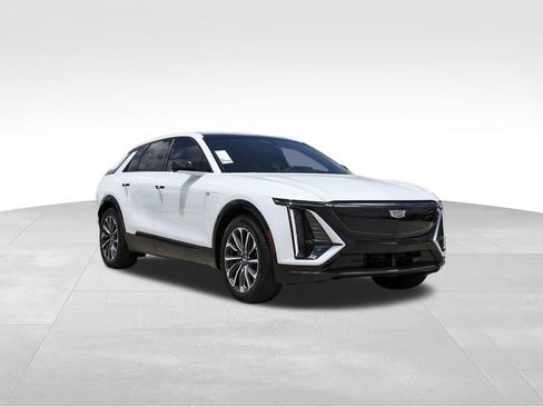 New 2027 Cadillac Lyriq Sport AWD/4WD image 1