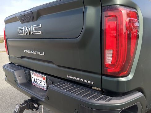 Used 2020 GMC Sierra 2500 Denali w/ Denali Ultimate Package image 23