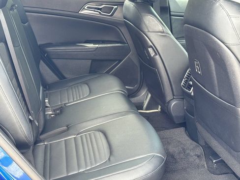 Used 2023 Kia Sportage SX FWD image 17
