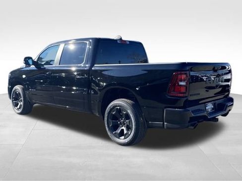 New 2026 RAM 1500 4x4 Crew Cab image 5