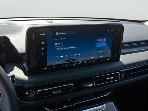 New 2026 Lincoln Aviator AWD image 12