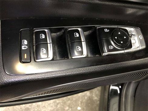 Used 2022 Kia Telluride EX w/ Towing Package image 17