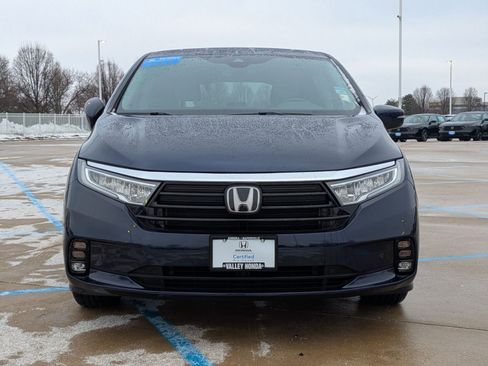 Certified 2024 Honda Odyssey Touring image 3