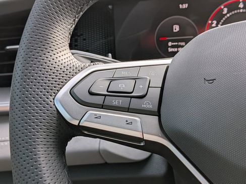 New 2026 Volkswagen Tiguan SE R-Line image 28