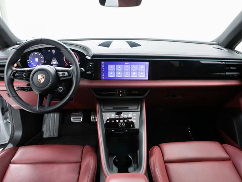 Certified 2025 Porsche Macan 4S Electric image 13