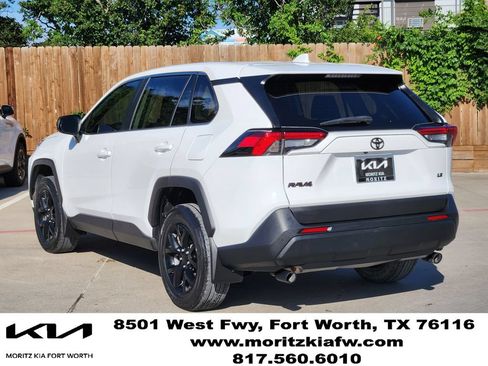 Used 2023 Toyota RAV4 LE FWD image 6