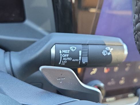 Used 2023 Lexus RZ 450e Premium image 27