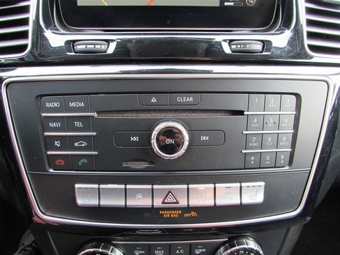 Used 2017 Mercedes-Benz GLS 450 4MATIC image 16