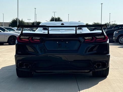 Used 2021 Chevrolet Corvette Stingray Preferred Cpe w/ Z51 Performance Package RWD image 7