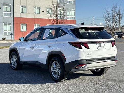Used 2025 Hyundai Tucson SE image 26