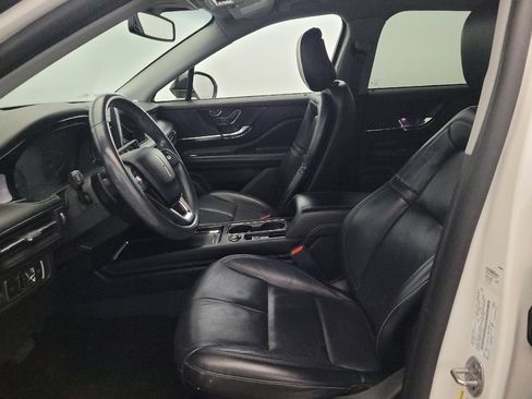Used 2020 Lincoln Corsair AWD w/ Premium Package image 17