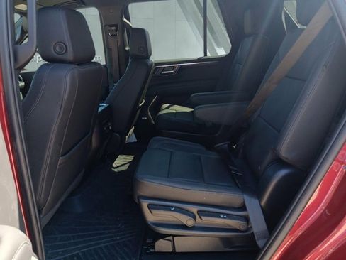 Used 2025 Chevrolet Tahoe LT w/ Comfort Package image 10