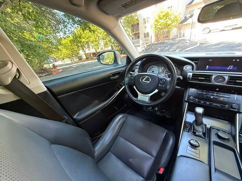 Used 2014 Lexus IS 250 image 17