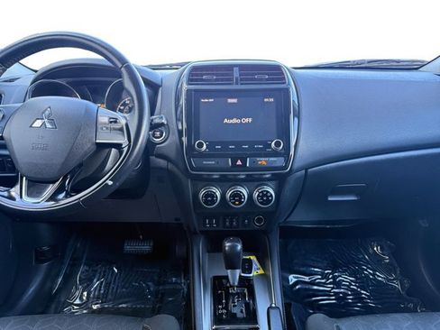 Used 2020 Mitsubishi Outlander Sport SE image 15