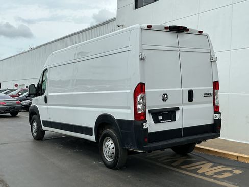 Used 2025 RAM ProMaster 2500 w/ Convenience Group FWD image 6