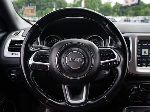 Used 2021 Jeep Compass Latitude w/ Sun and Sound Group FWD image 29