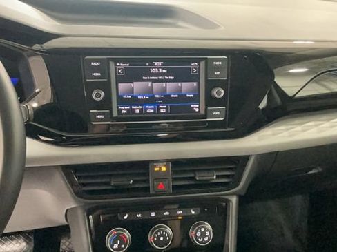 Certified 2024 Volkswagen Taos S AWD/4WD image 24