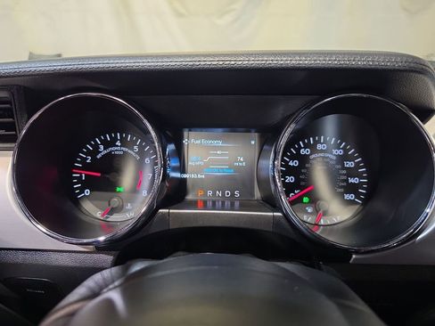 Used 2017 Ford Mustang Premium RWD image 10